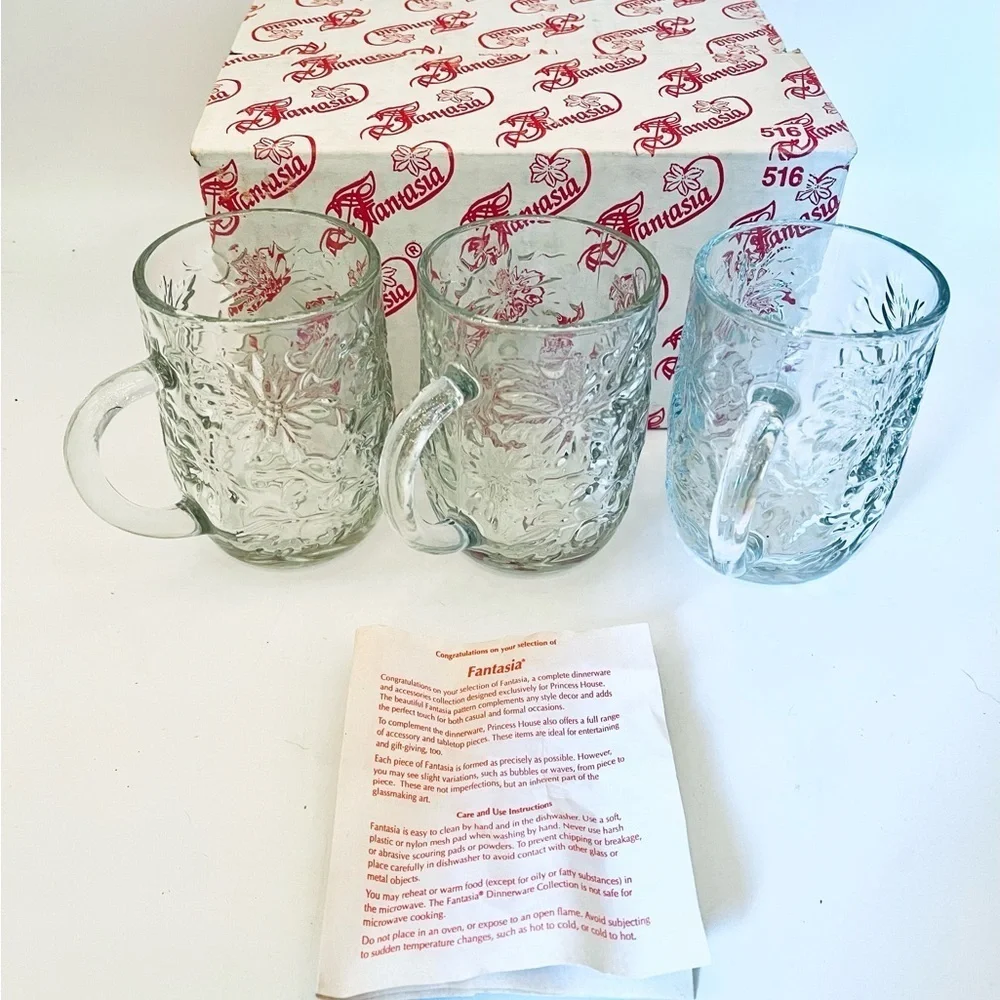 3 Princess House Fantasia Crystal Cups Poinsettias 9oz Mugs 516 Glass Coffee Tea